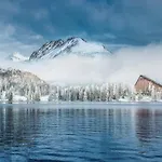 416 With Mountain View In Crocus, *